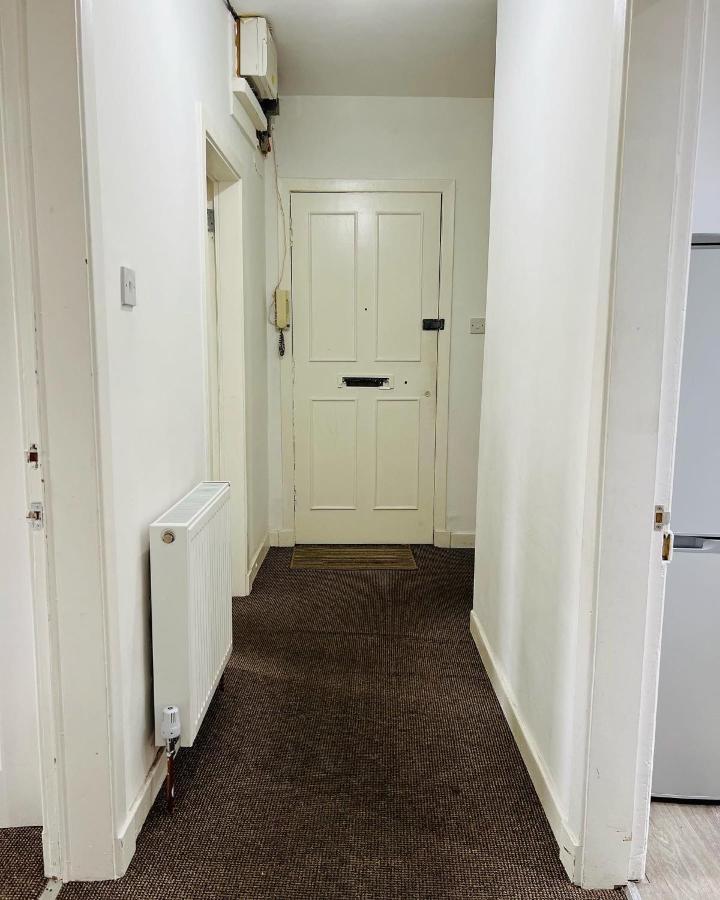 Simple 2Bed Flat In Edinburgh. Lägenhet Exteriör bild